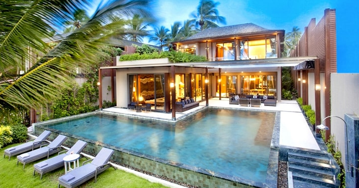 Ultra-Luxury Waterfront Villas 